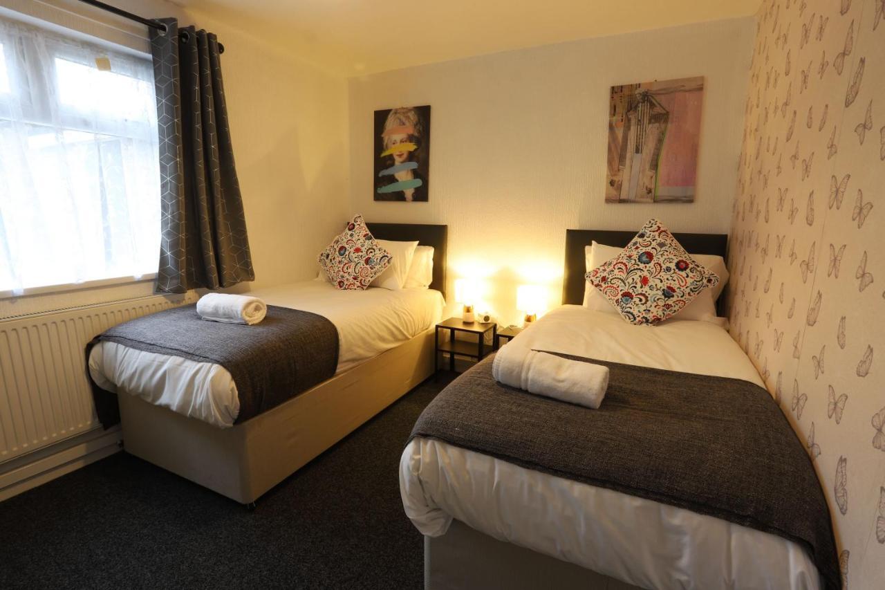 B'Ham Nec/Airport/Hs2 Short Stay Birmingham Kültér fotó